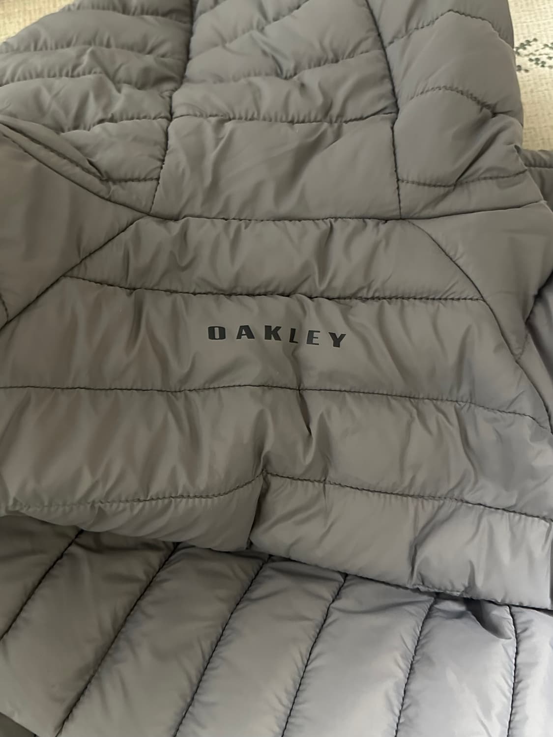 오클리 경량패딩 그레이 xl 상품이미지3