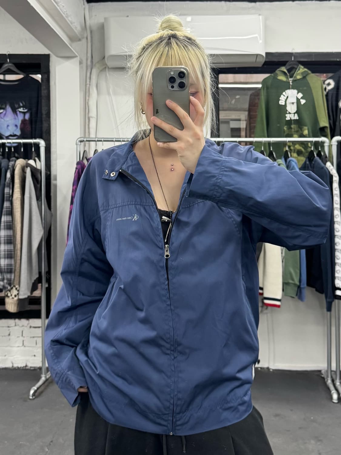 캘빈 클라인 넥버튼 바람막이 상품이미지3