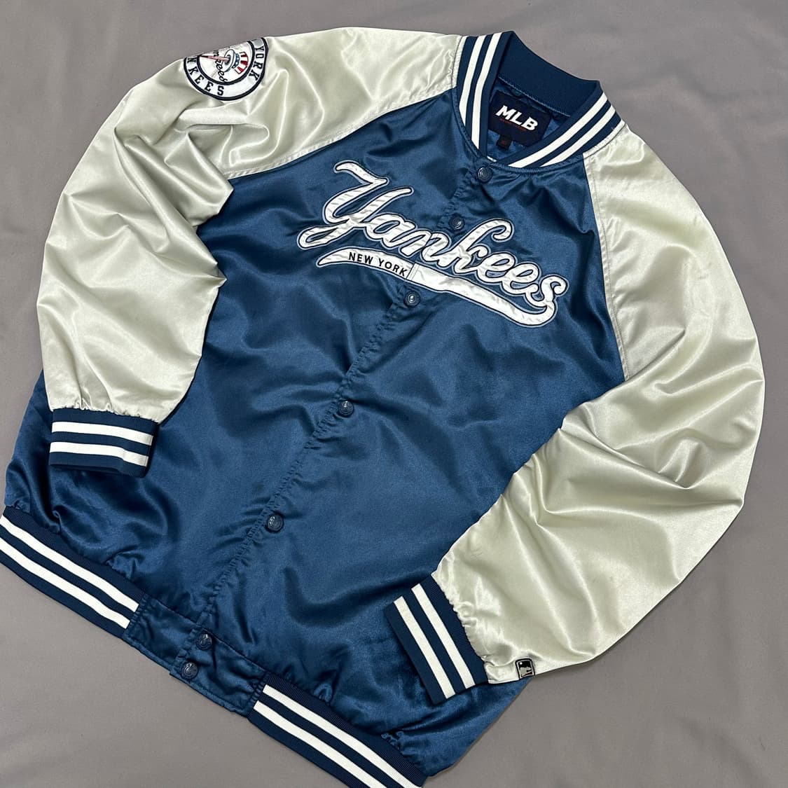 MLB 00s 올드스쿨 뉴욕양키스 새틴 야구점퍼 105 상품이미지3