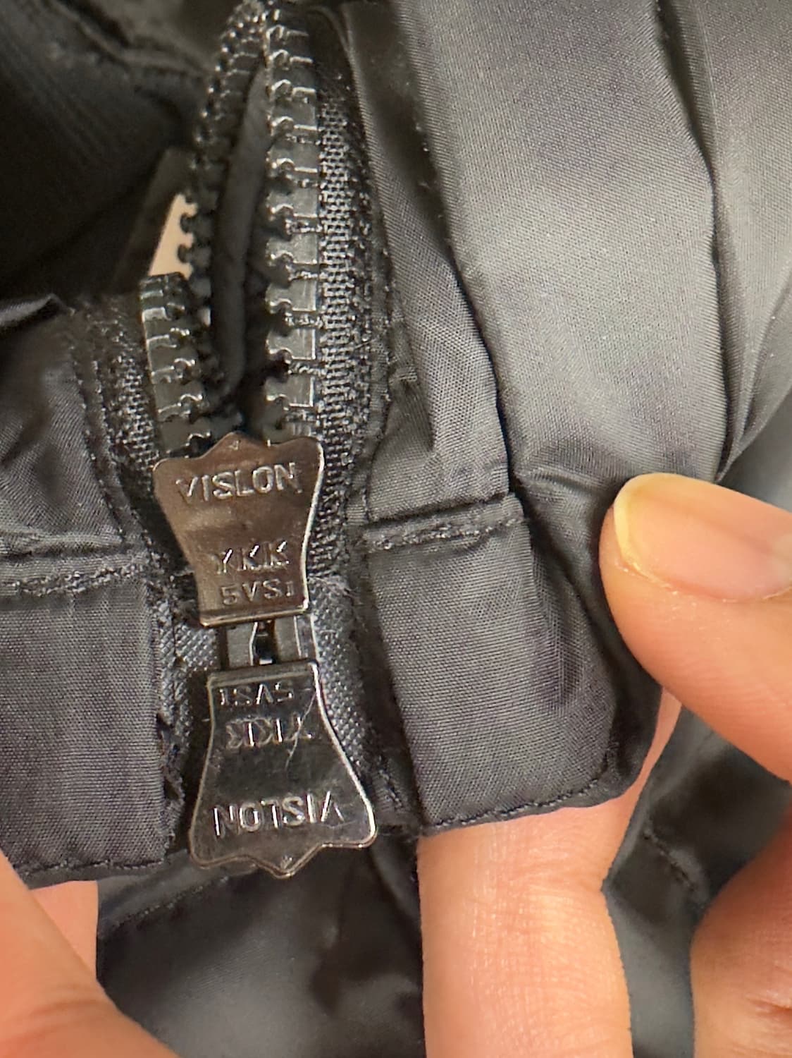 (직거래 가능)몽클레어 트리콧 니트 패딩 상품이미지7