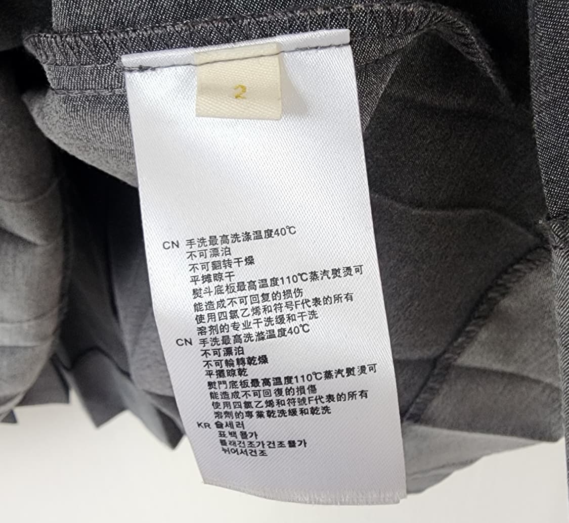 가니 Ganni 보석 단추 플리츠 원피스 상품이미지7