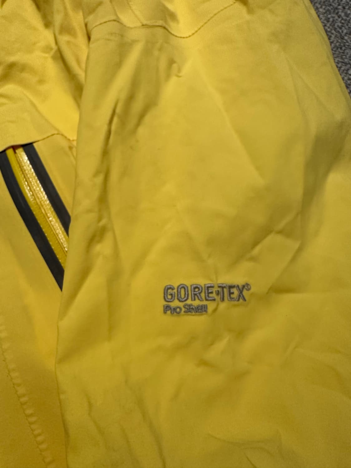 노스페이스 여성 고어텍스 써밋 바람막이 옐로우 95 상품이미지2