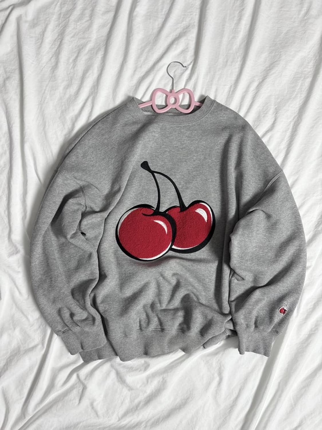 키르시 빅체리 맨투맨 상품이미지1