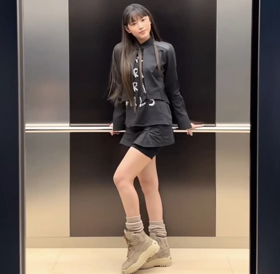 뉴진스 해린 에이시네틱스 23SS c-jk01 블레이져 상품이미지1