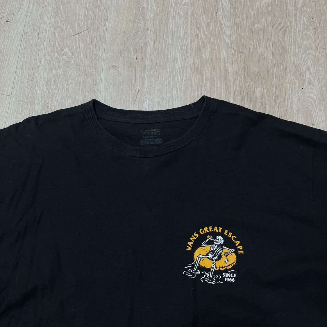 반스 Vans 퍼머넌트 베케이션 빅로고 반팔티 L/100 상품이미지3
