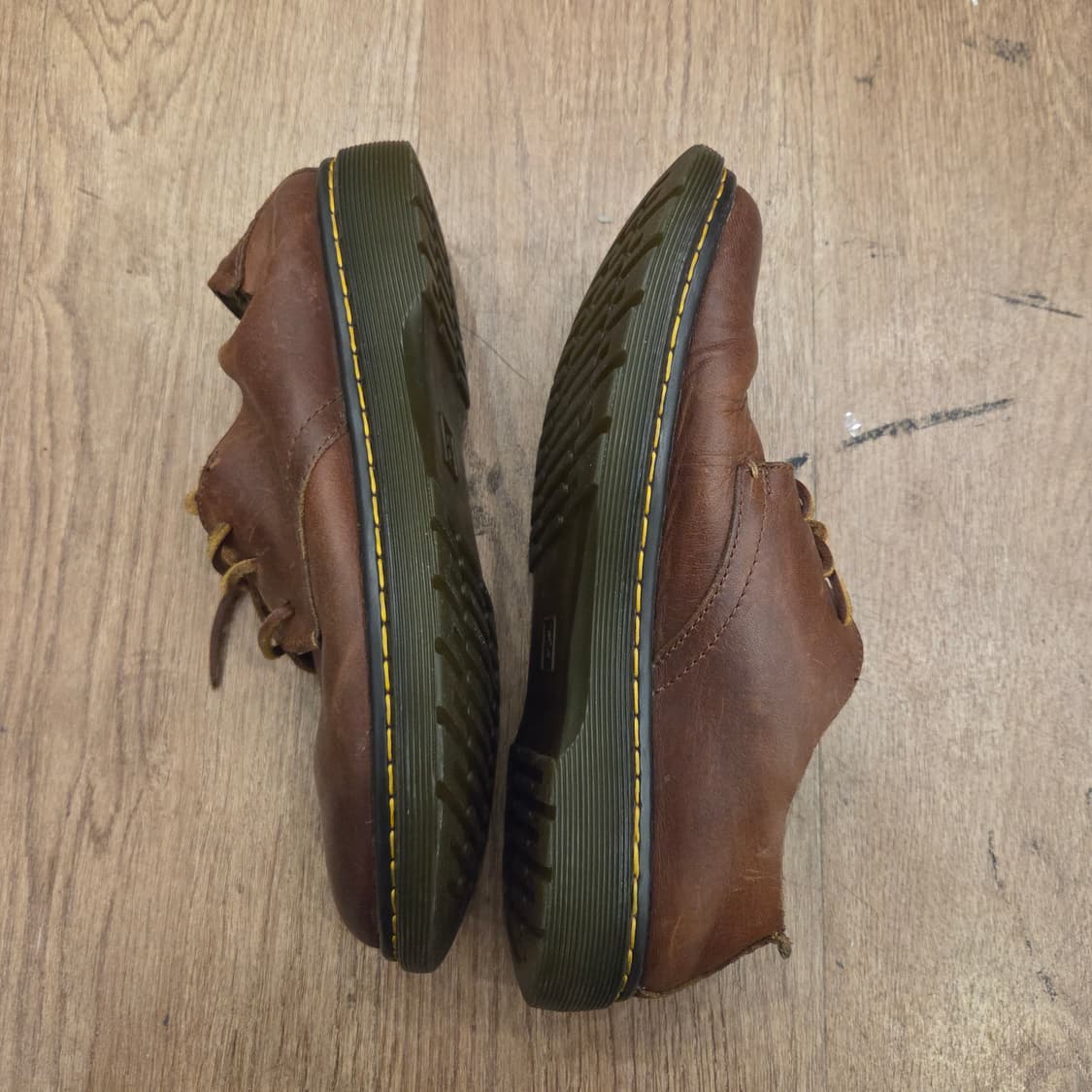 닥터마틴 엘스필드 uk6 250-255 크레이지홀스 브라운 상품이미지6