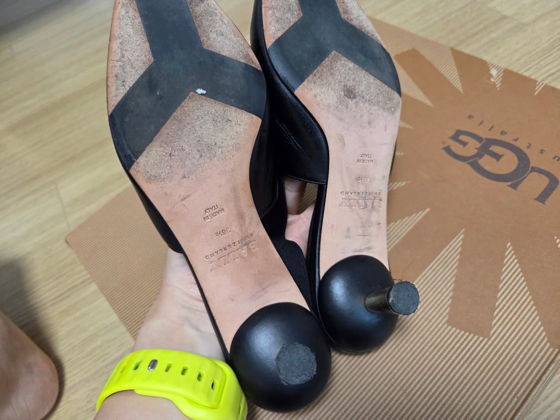 발리(Bally) 송아지 가죽 슬링백 펌프스 힐 샌들 상품이미지8