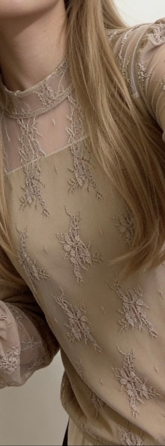 시스루 터틀넥 롱슬리브 상품이미지1