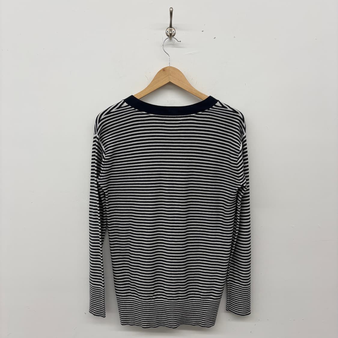 타미힐피거 스트라이프 브이넥 니트 여성XL 상품이미지5