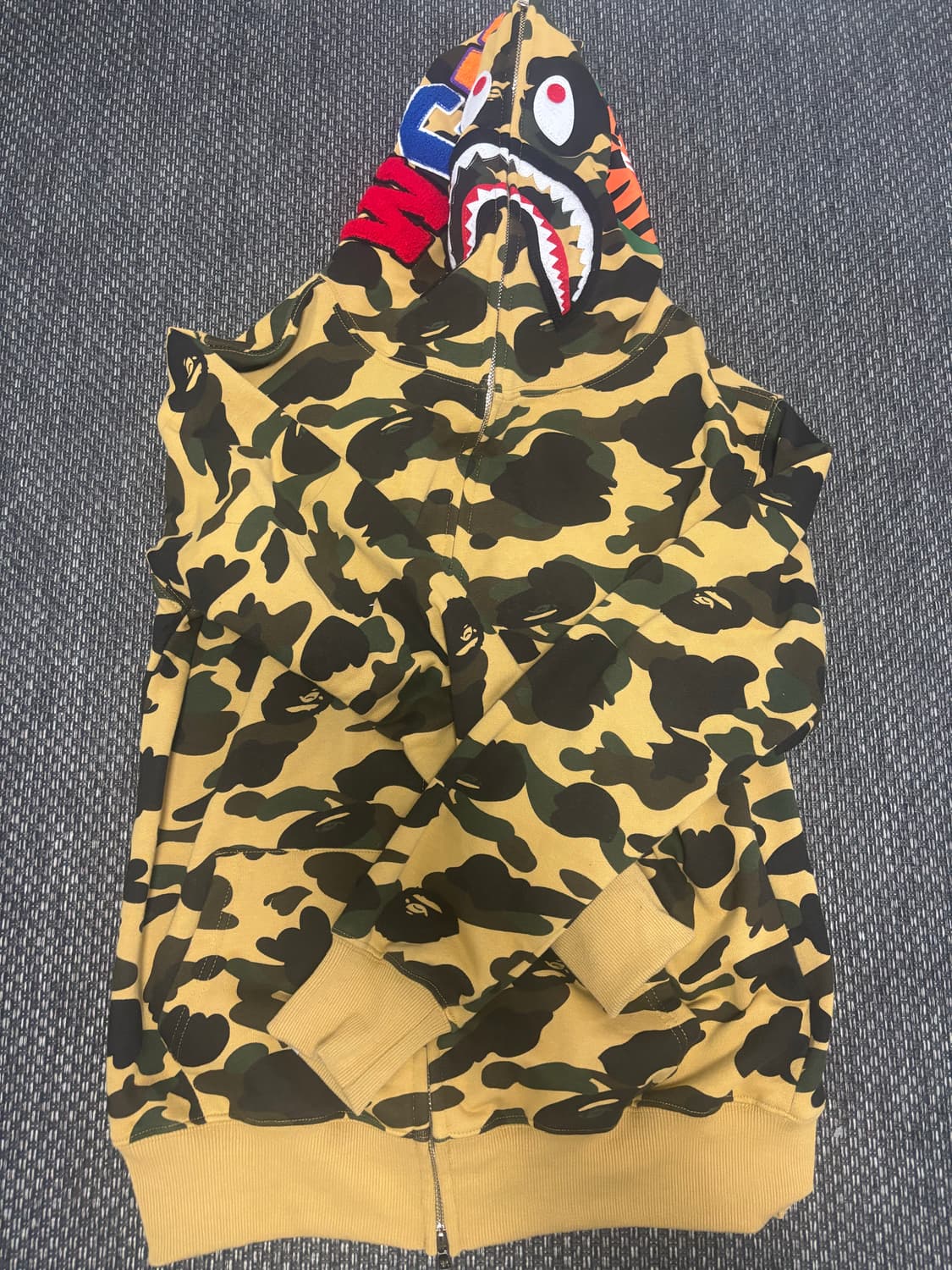 베이프 샤크 후드 카모 XL 상품이미지1