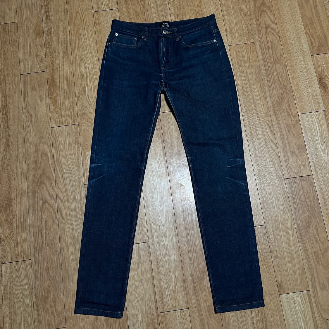 APC 아페쎄 쁘띠 스탠다드 32 상품이미지1