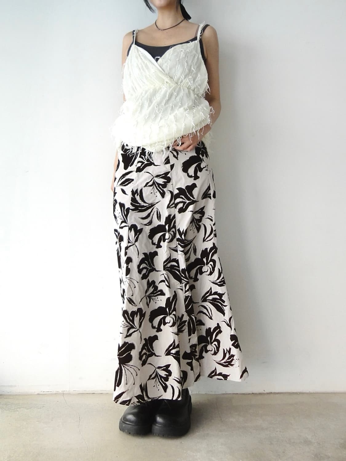 GRL Touch velvet bloom skirt 상품이미지7