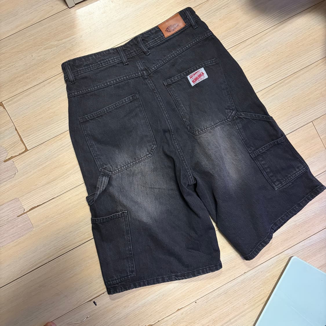 무신사(리브레너) 공용가능 키스 버뮤다핏 오버사이즈 카고 데님 숏츠팬츠 상품이미지3