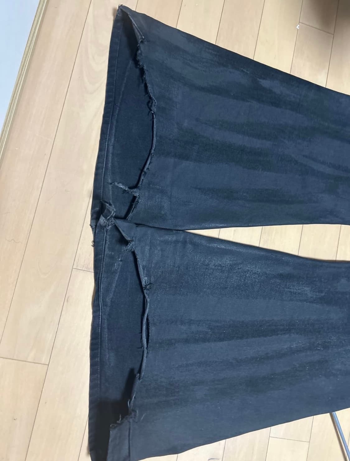 선데이오프클럽 Waxed Black Denim - Black 왁스진 상품이미지3