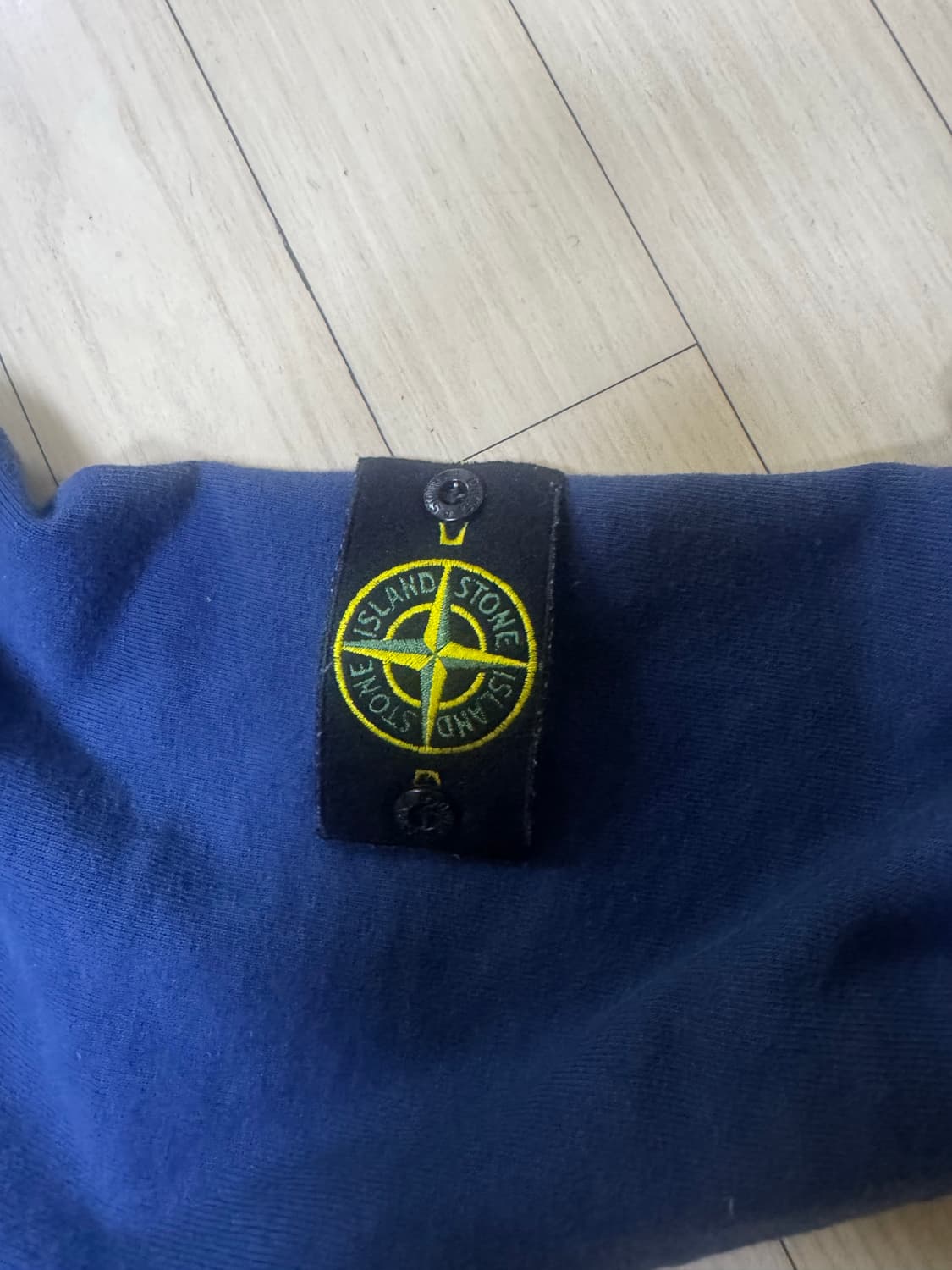 스톤아일랜드 맨투맨 상품이미지2