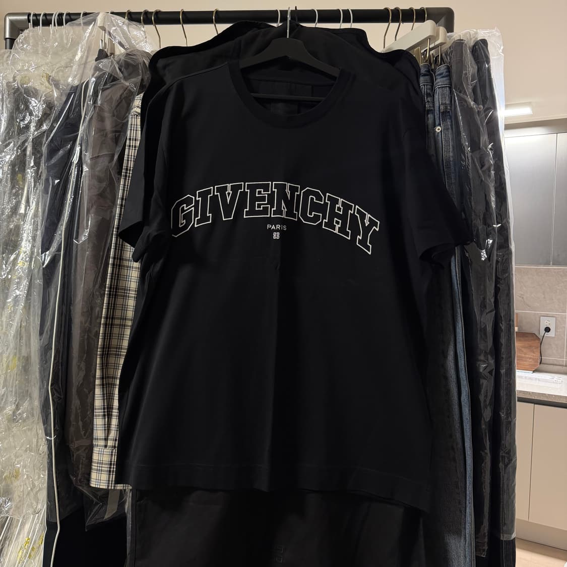 지방시 코튼 컬리지 티셔츠 블랙 XL 상품이미지2