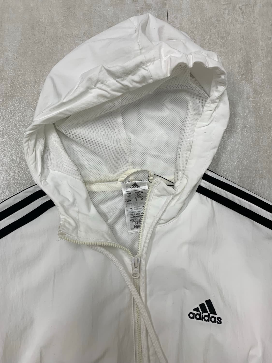 아디다스 화이트 삼선 크롭 바람막이 상품이미지4