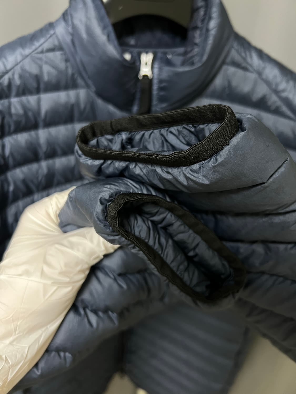 [정품] 신형 23SS / 스톤아일랜드 룸우븐 경량패딩 L 아비오 블루 상품이미지4