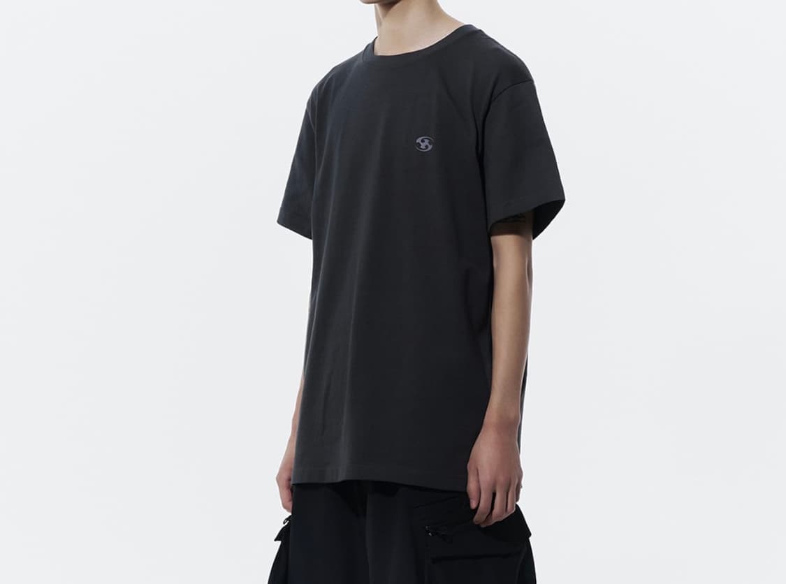 산산기어 포레스트 차콜 반팔 상품이미지4