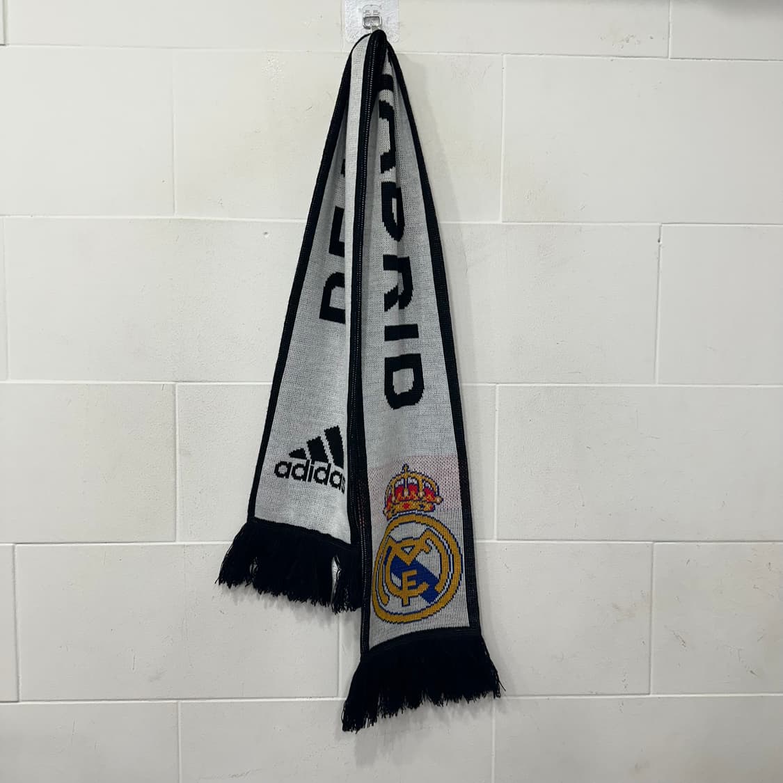 아디다스 레알마드리드 머플러 상품이미지1