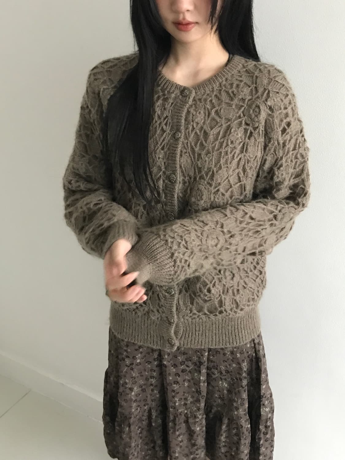 Mori Knit Sliver Button Cardigan 상품이미지3