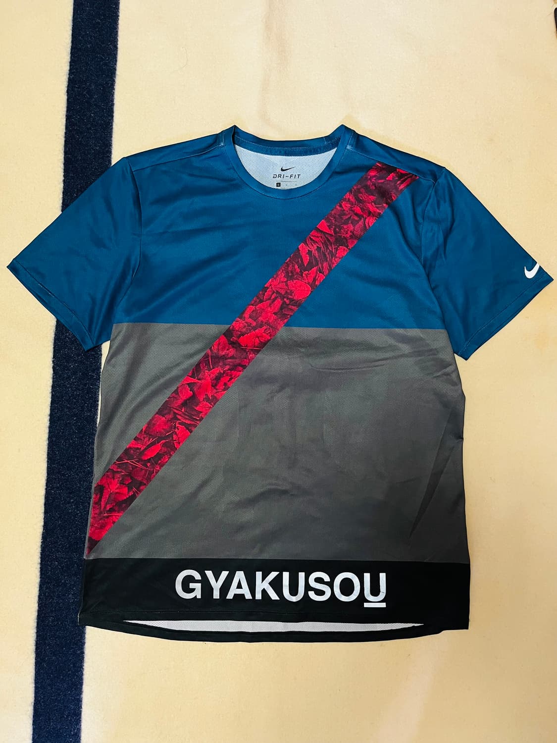 Nike X Undercover Gyakusou 2017 러닝상의 상품이미지2