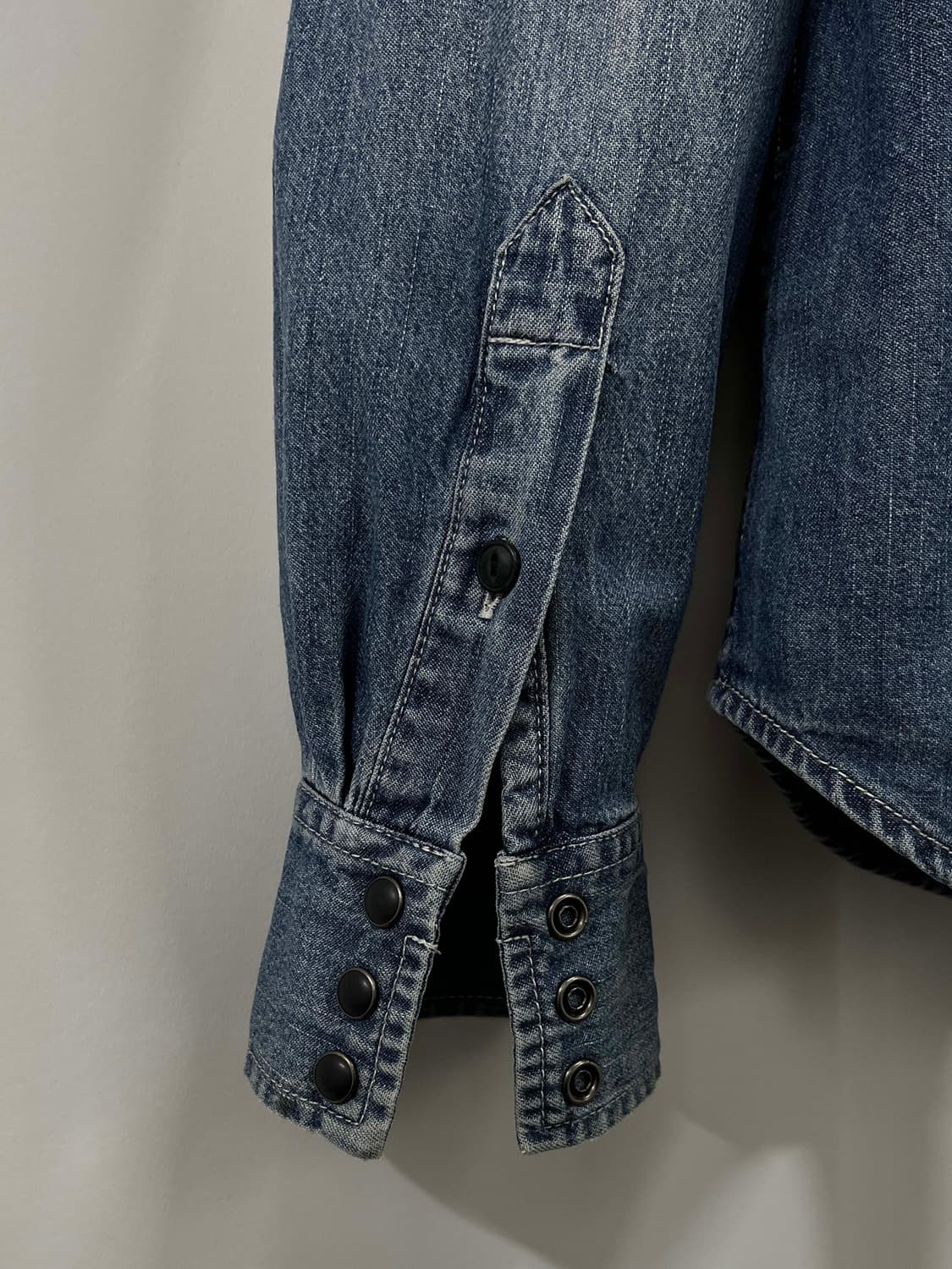 폴로 랄프로렌 콘초 사우스 웨스턴 워시드 데님 셔츠 상품이미지8