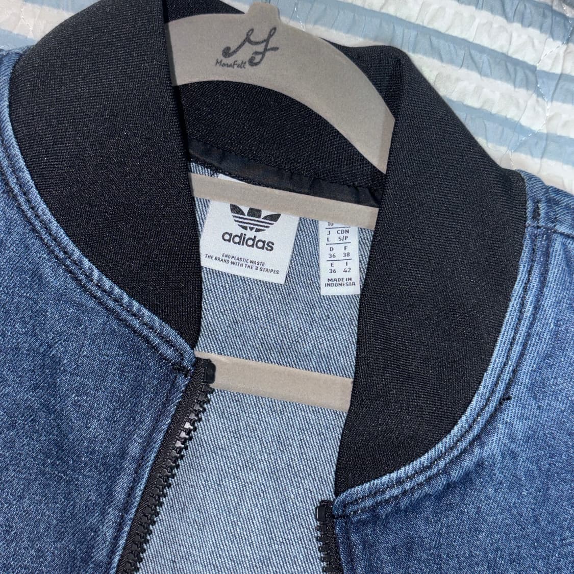 아디다스 컬리지에이트 데님 자켓 바시티 항공점퍼 블랙핑크 제니 상품이미지4