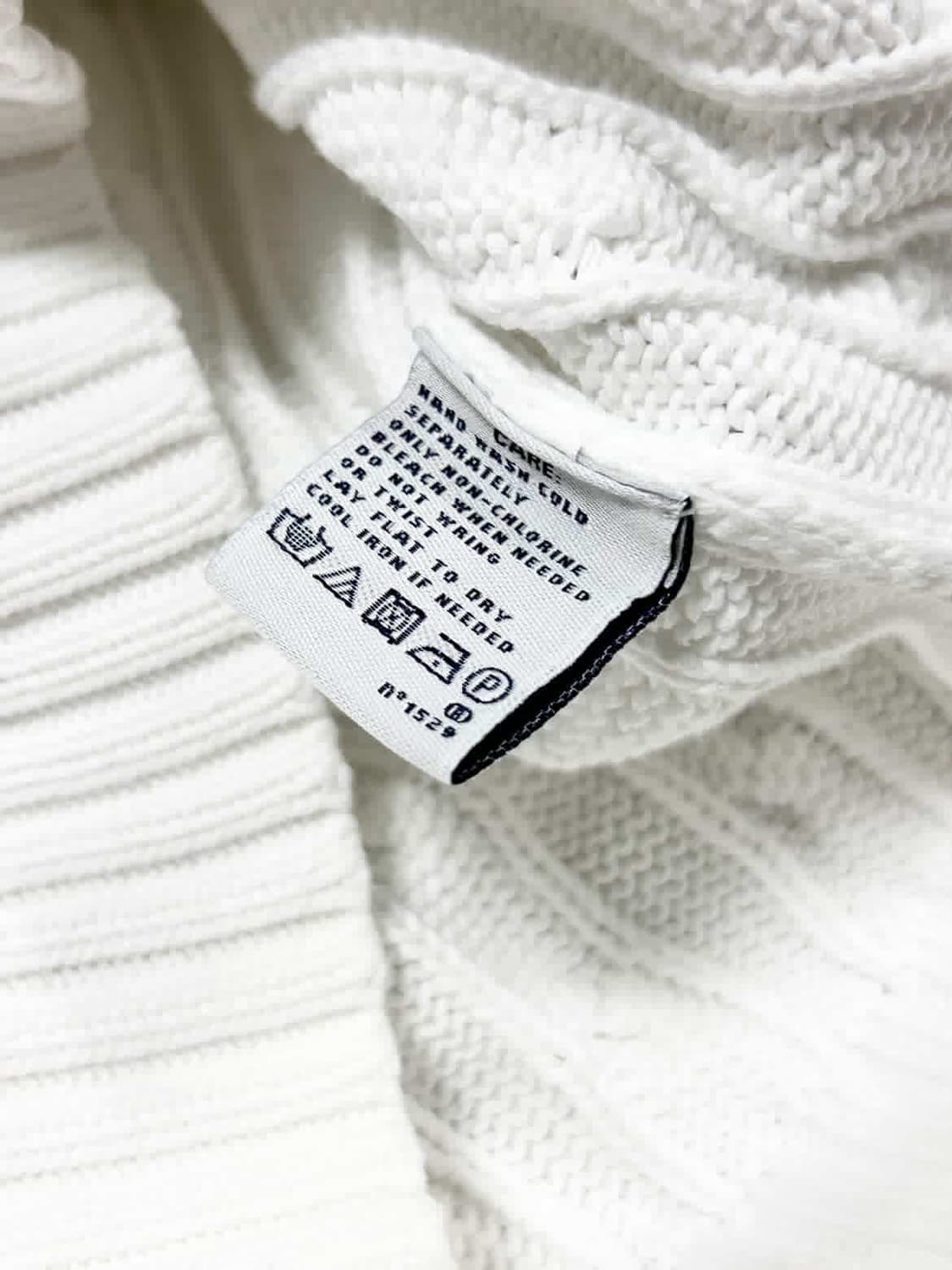 폴로 화이트 브이넥 케이블니트 상품이미지8