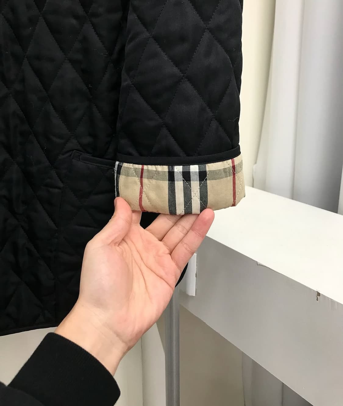 버버리 블랙 퀼팅 자켓 상품이미지5