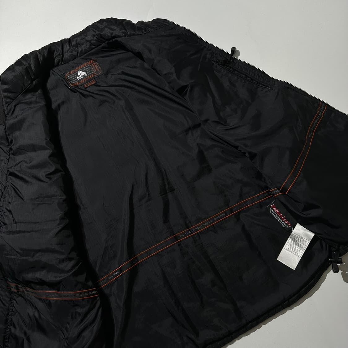 나이키 ACG 프리마로프트 퀼팅 패딩 베스트 블랙 상품이미지9