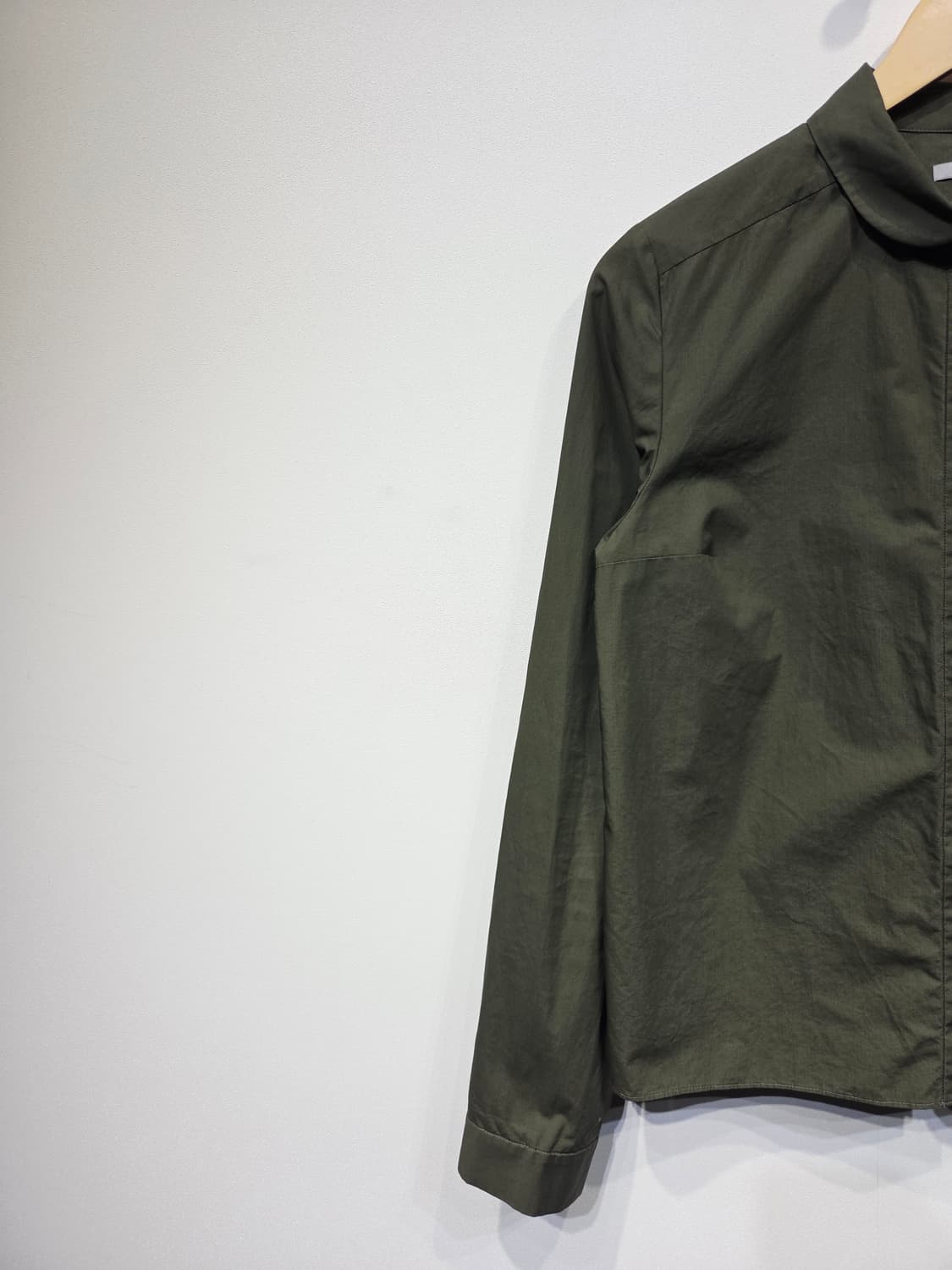 COS 코스 둥근카라 코튼 셔츠 상품이미지4