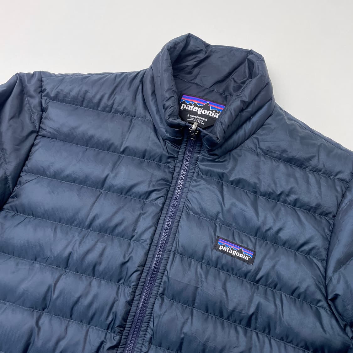 [중고] 파타고니아 스웨터 경량 패딩 자켓 네이비 상품이미지3