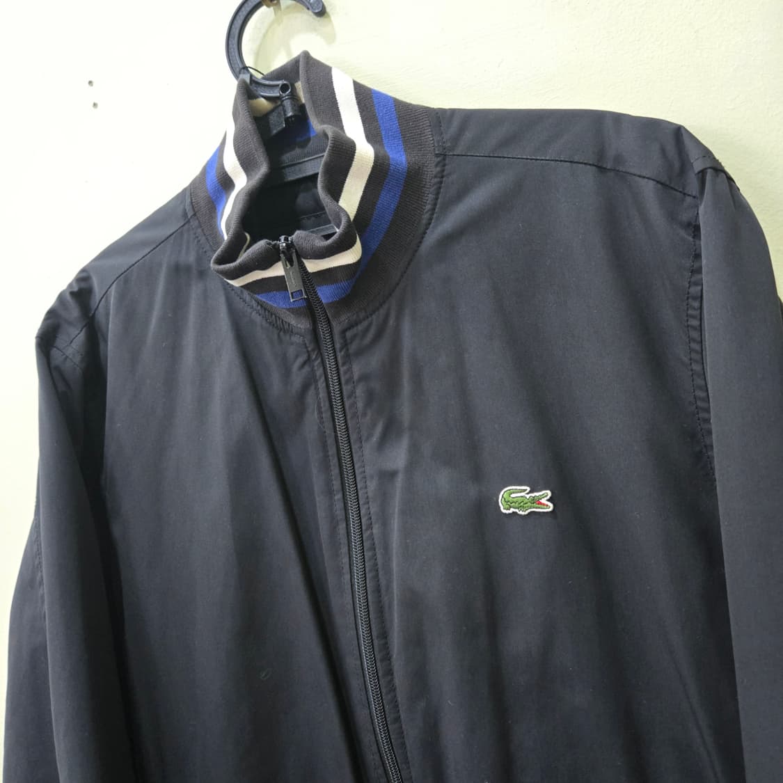 [105] LACOSTE 클래식 블루종 자켓 (블랙) 상품이미지2