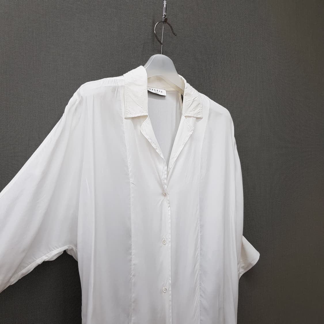 SANDRO 산드로 루즈핏 오픈카라 화이트 블라우스 1사이즈 상품이미지3