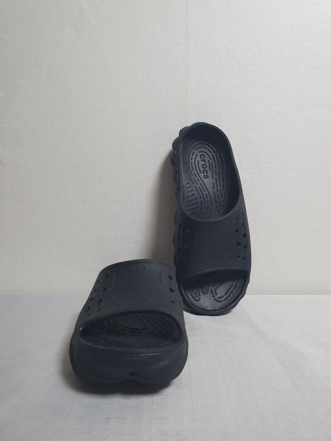 250mm 크록스 에코 슬라이드 블랙 슬리퍼 상품이미지4
