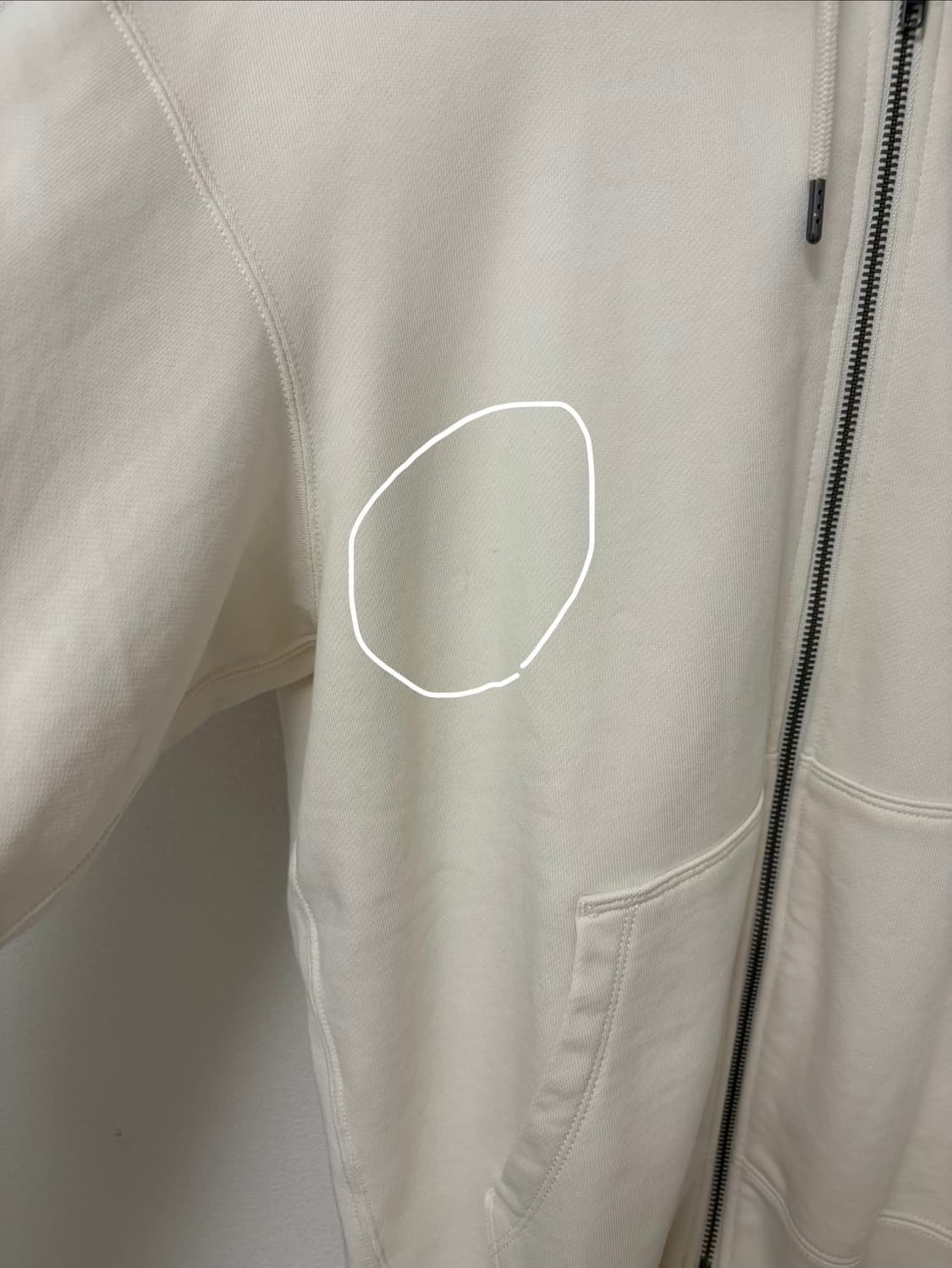 유니클로 아이보리 후드집업 스웨트풀집파카 상품이미지4