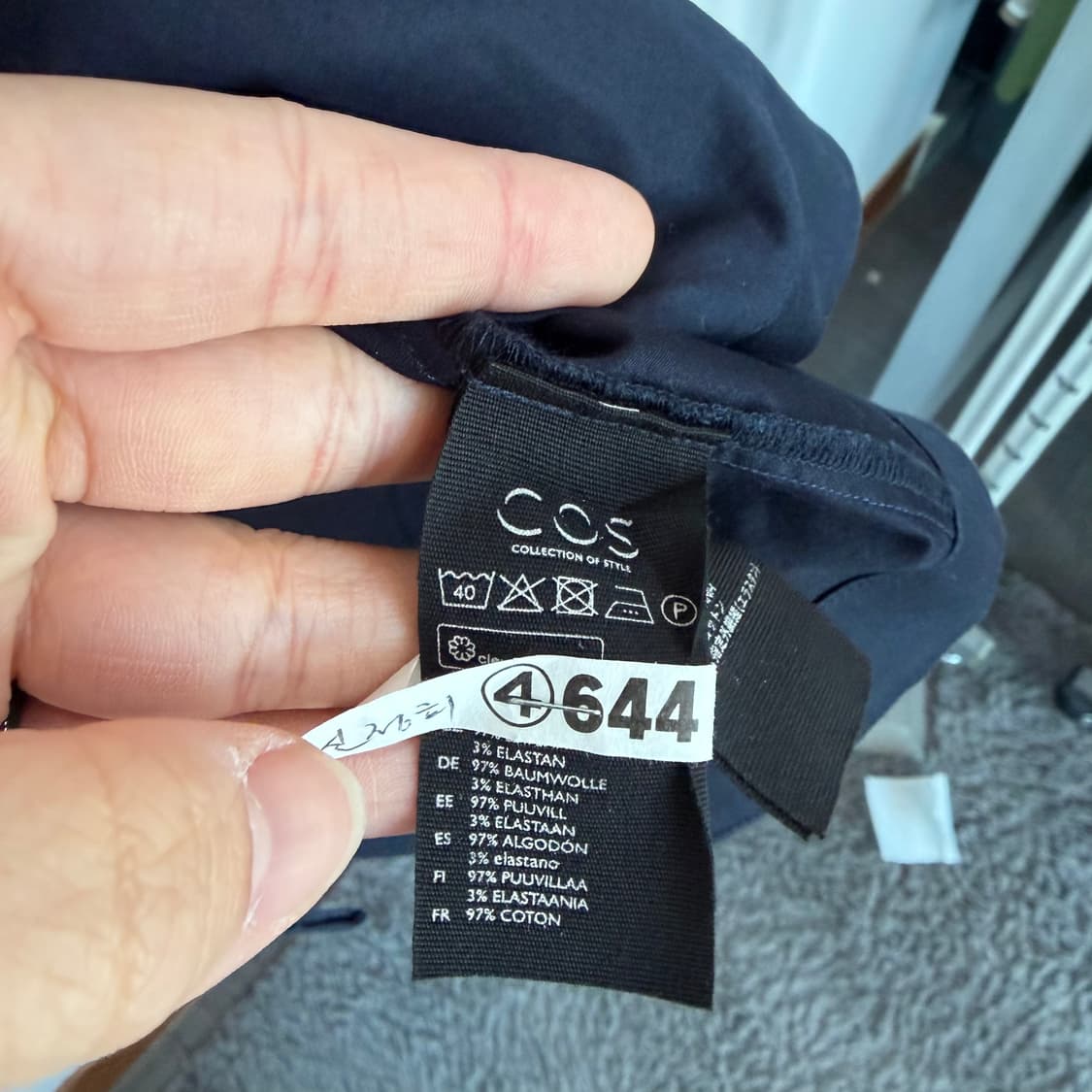 COS 코스 블랙 반팔 블라우스 상품이미지3