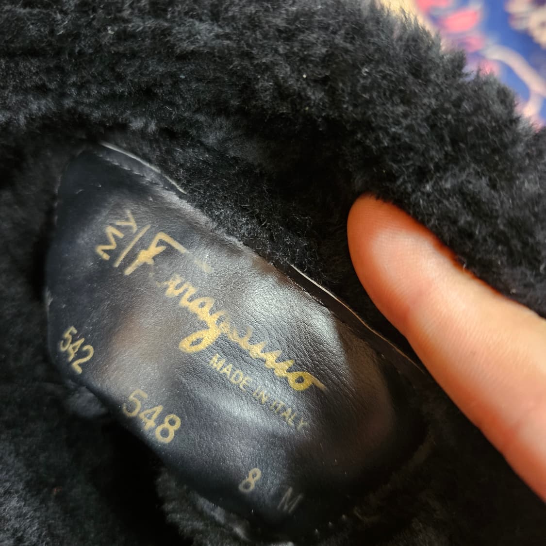 페라가모 양털 스웨이드 롱부츠 8M size(240-245) 상품이미지7