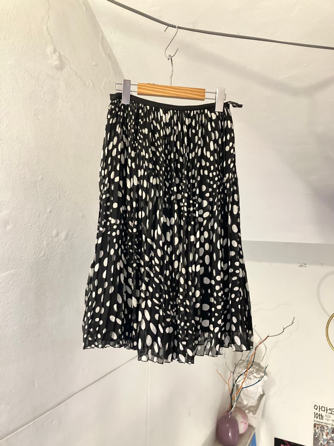 y2k 도트 프릴 플레어 미디 스커트 상품이미지6