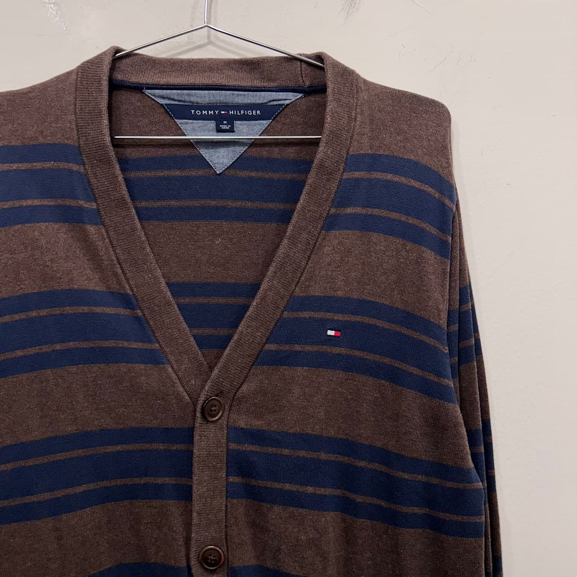 타미힐피거 투톤 스트라이프 브이넥 니트 가디건 상품이미지1