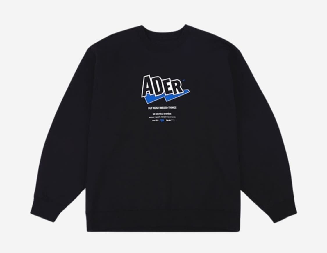 아더에러 ad로고 맨투맨 상품이미지1