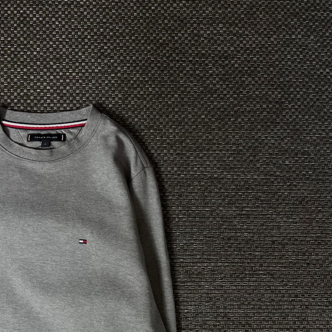 타미힐피거 그레이 미니자수 맨투맨 M 상품이미지3