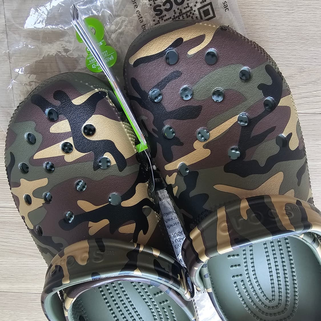 270 새제품) 크록스 클래식 카모플라쥬 클로그 국방 슬리퍼 샌들 상품이미지5