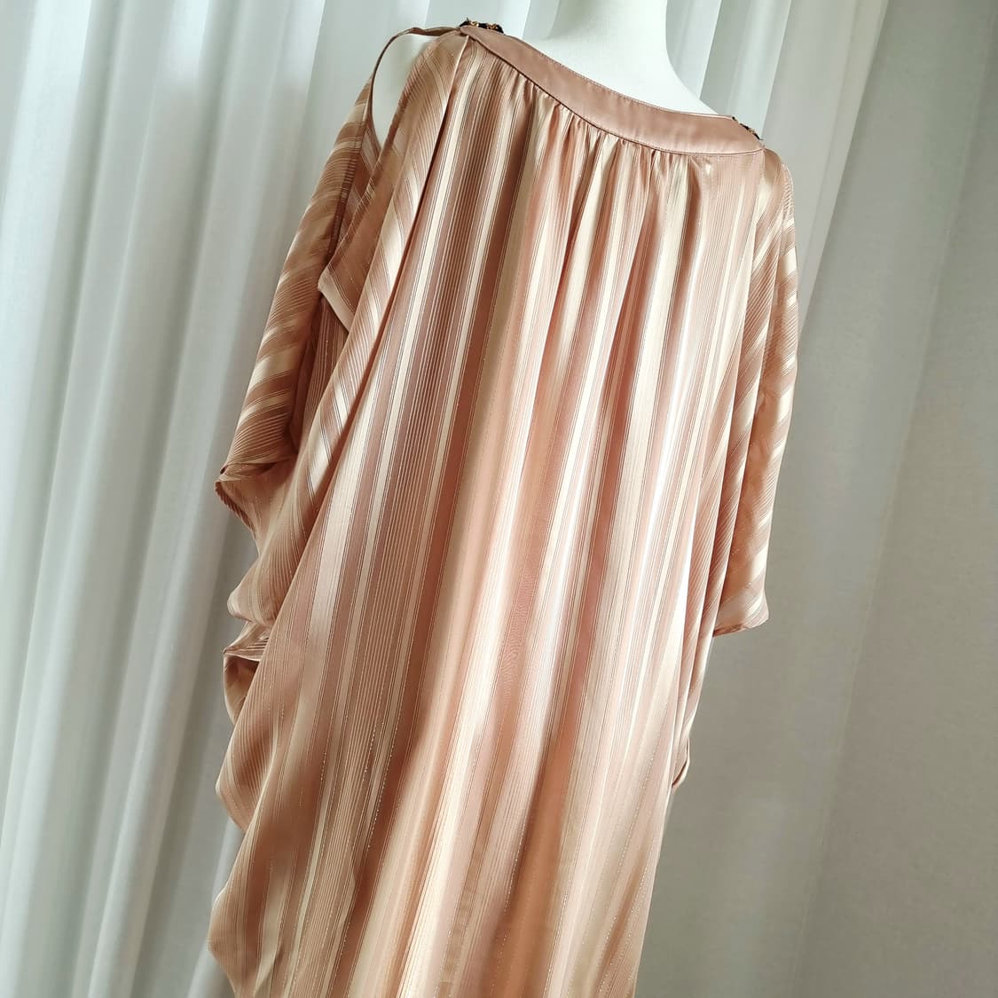 Petit Poudre 금사 드레이핑 셔링 원피스 드레스 (프리) 새상품 상품이미지6