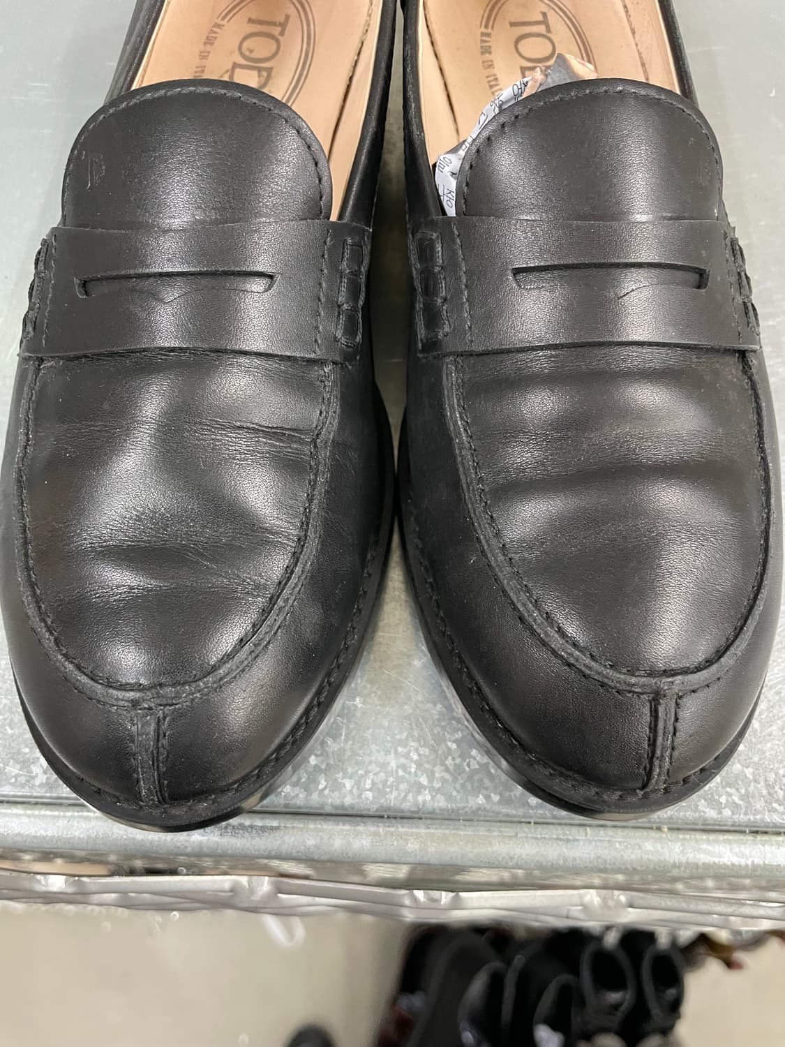 토즈 블랙 레더 페니 로퍼 w37 상품이미지7