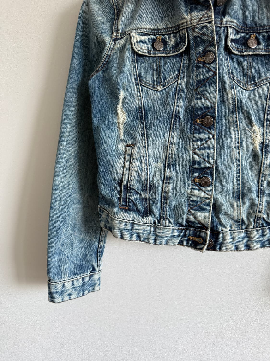 자라(ZARA) 워싱 데님 자켓 상품이미지3
