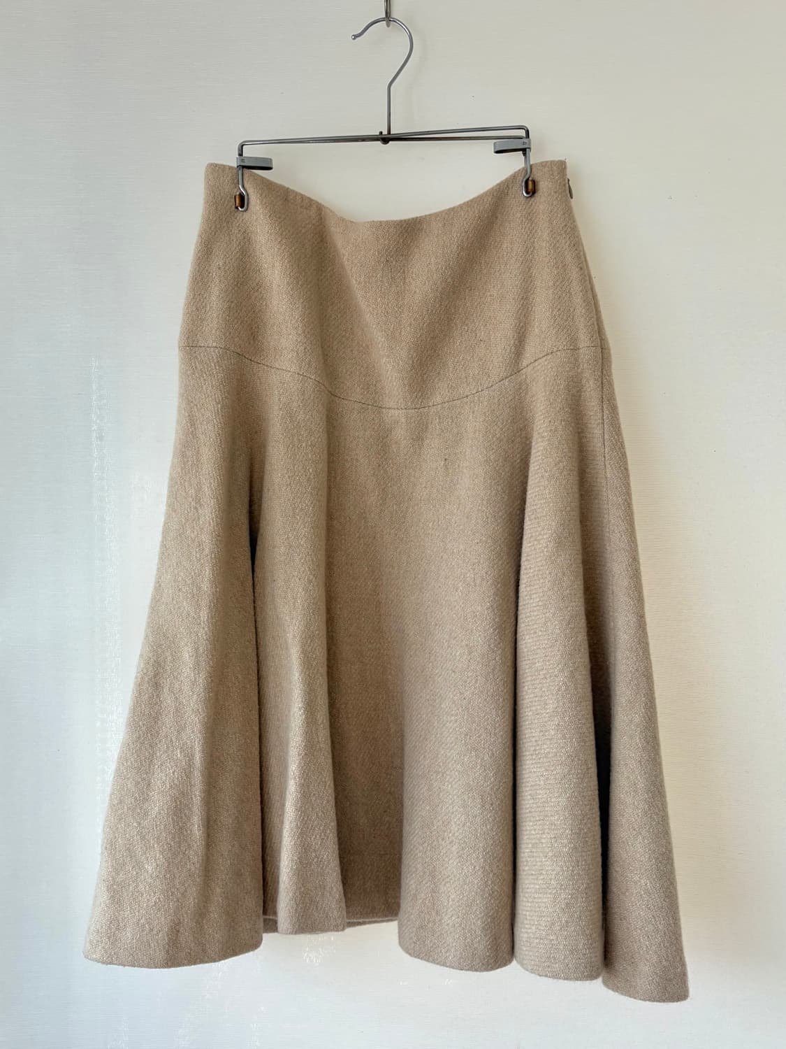 폴로 랄프로렌 베이지 색상 스커트 판매합니다💛 상품이미지2