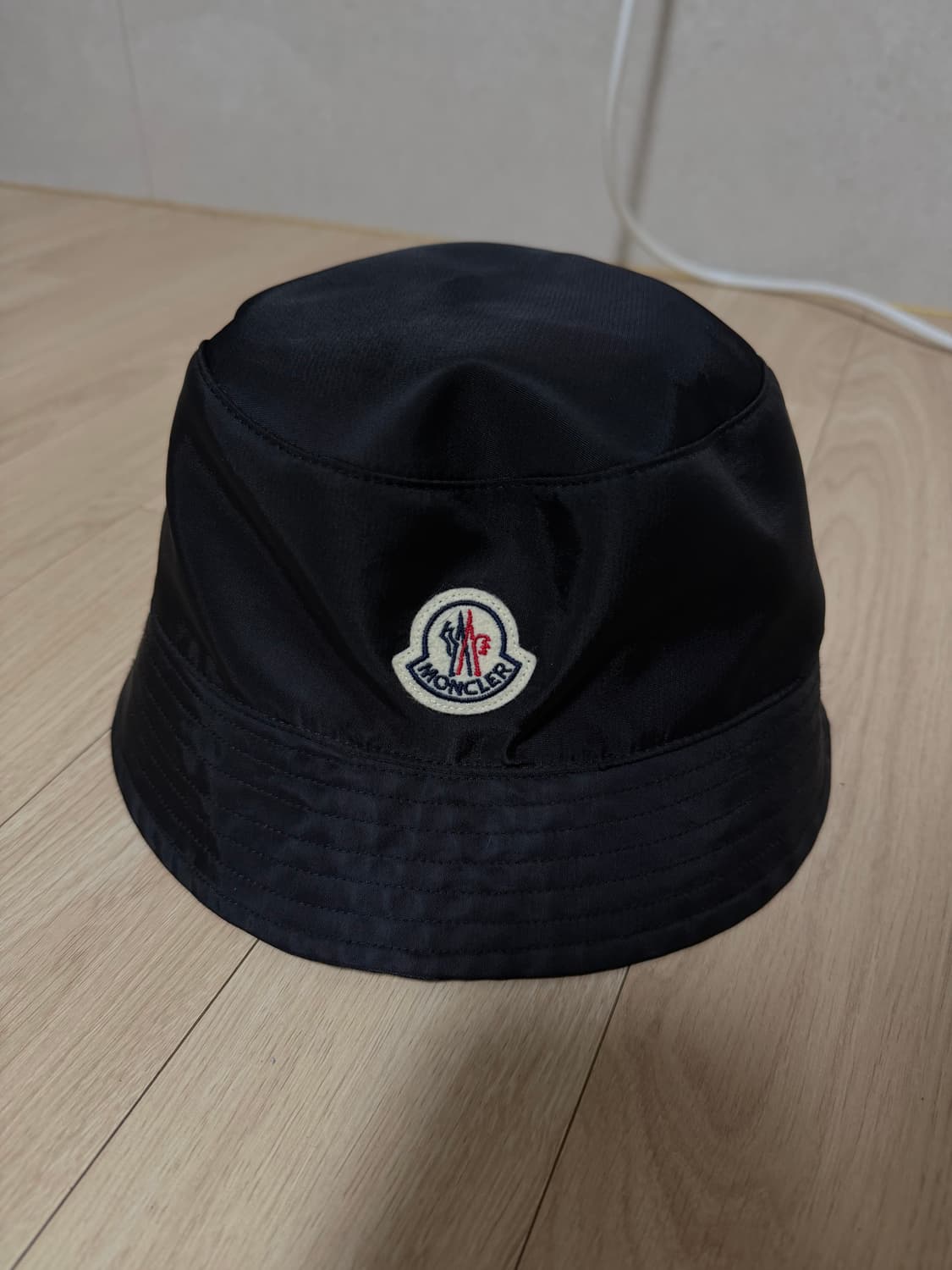 몽클레어 몽클레르 블랙 버킷햇 M 상품이미지1