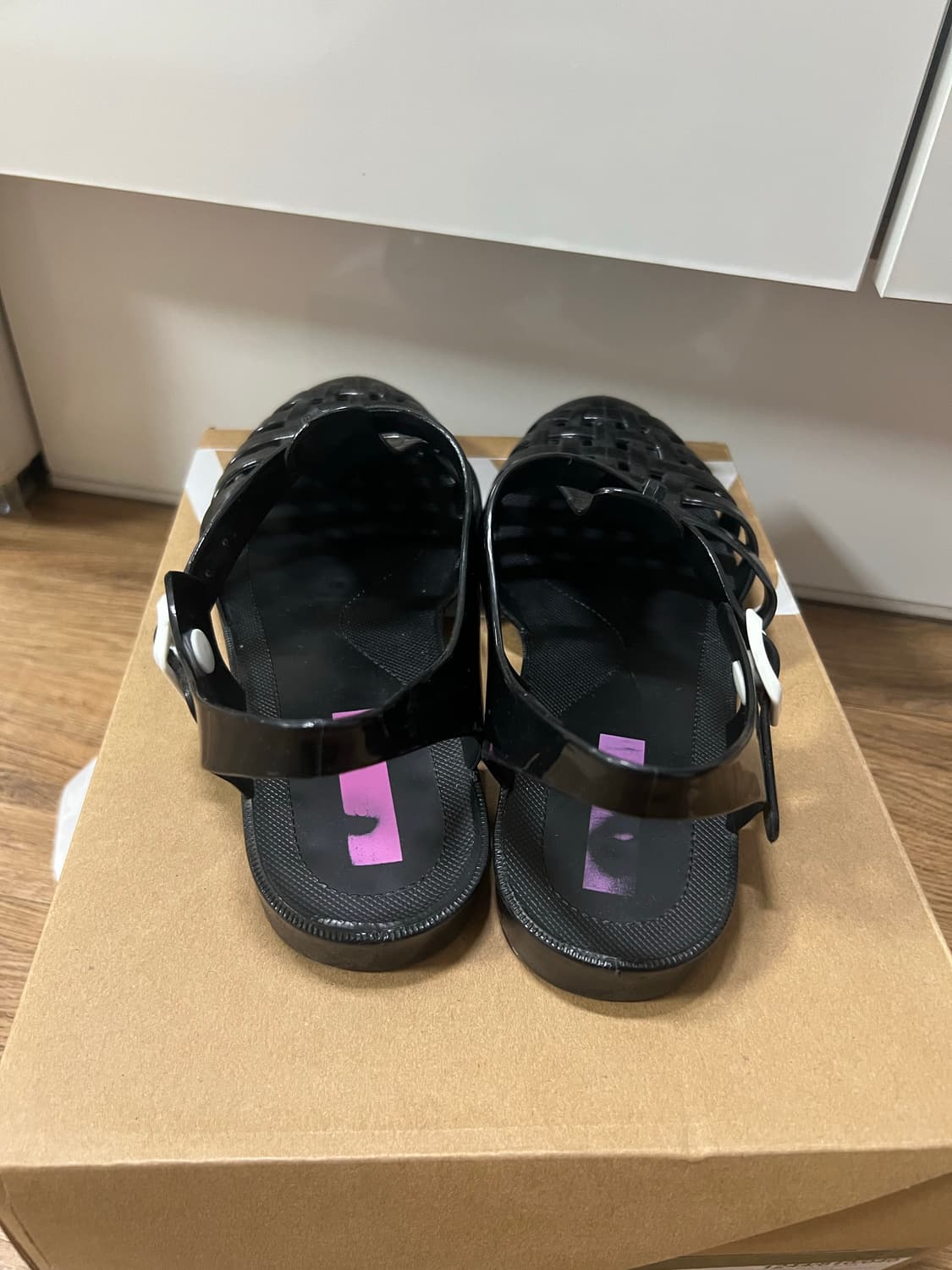 블랙 젤리 샌들 245 상품이미지4